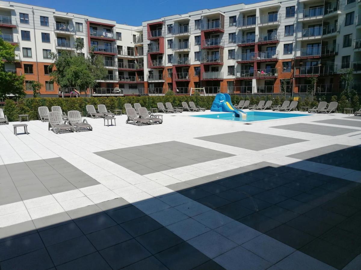 Morze Kolobrzeg Basen Kryty Apartment Exterior photo